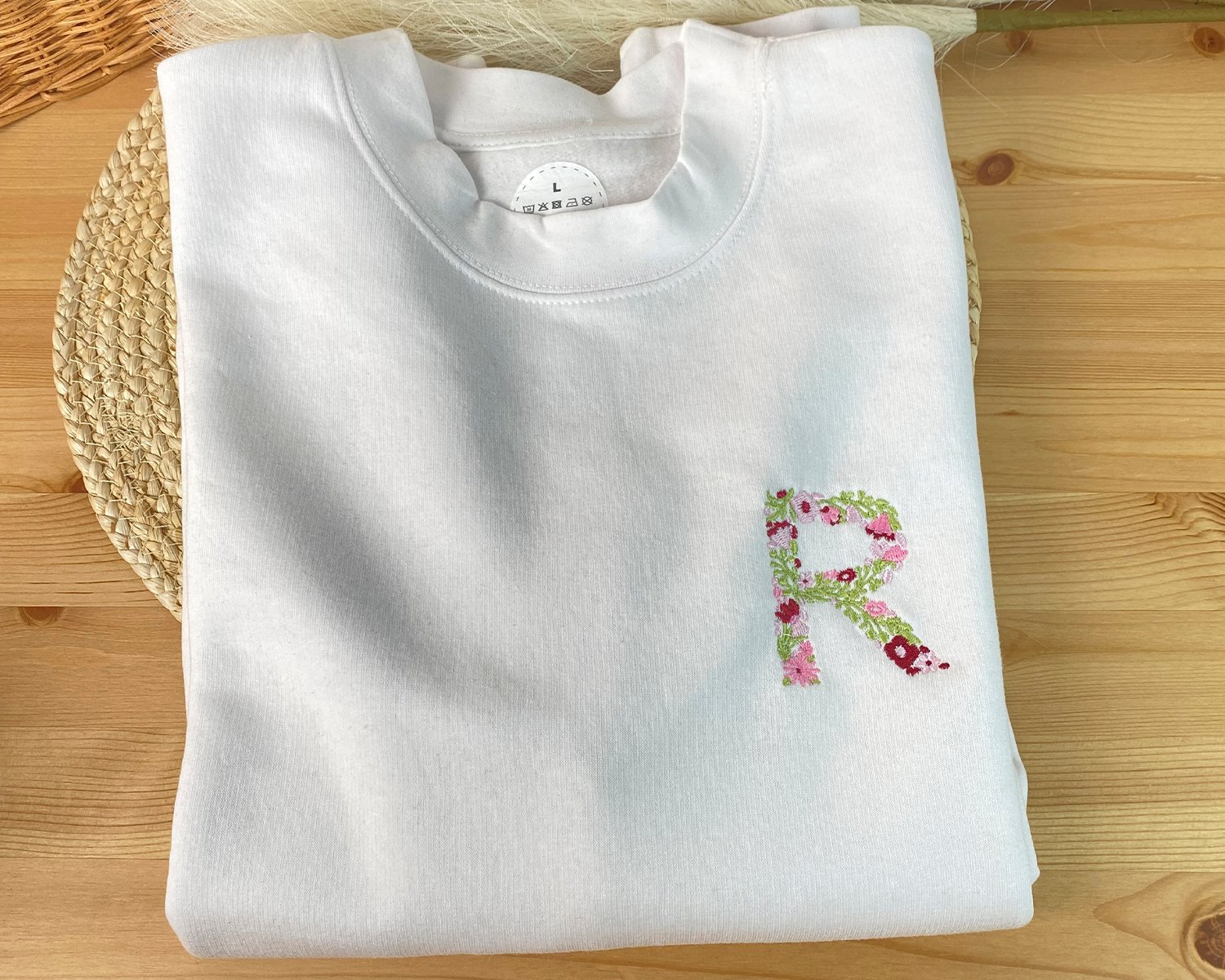 1.-Sudadera-Bordada-Abril-ADULTS-7