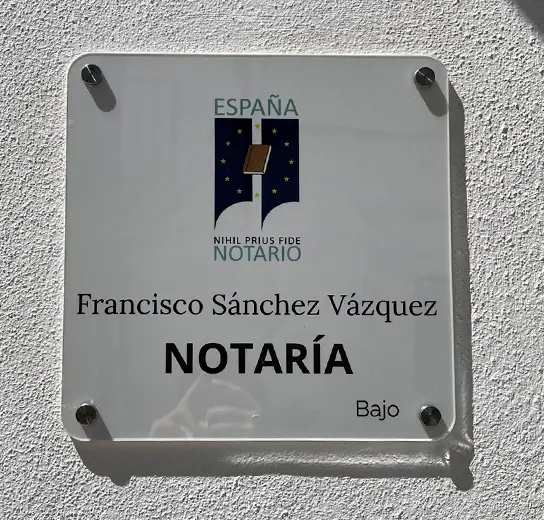 Placas y sen?aletica 4